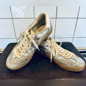 Dolce Vita Notice - Metallic Silver Sneakers